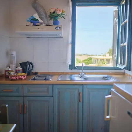 מלון דירות Koralia 3*