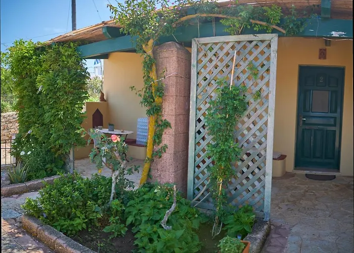 Apartahotel Koralia Kastrisianika