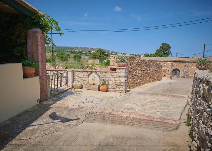 Koralia Apartahotel 3*
