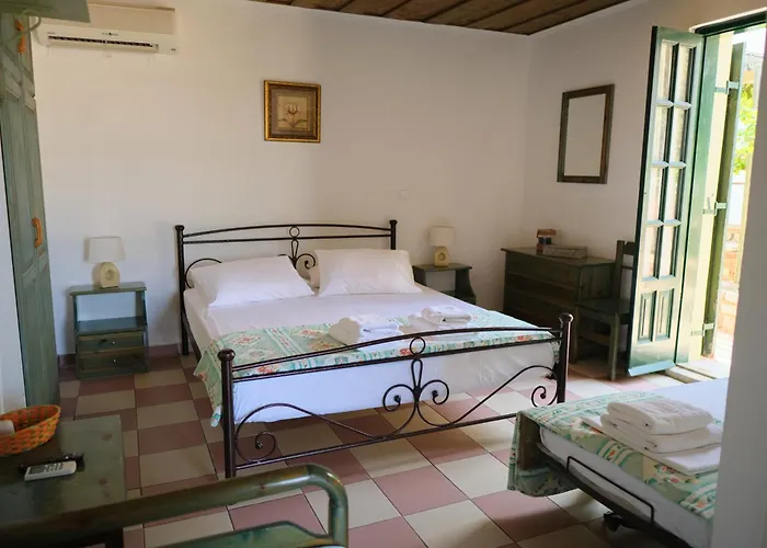 Koralia Apartahotel 3*